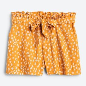 Ruffle Waist, Belted Utility Shorts - Yellow & White
